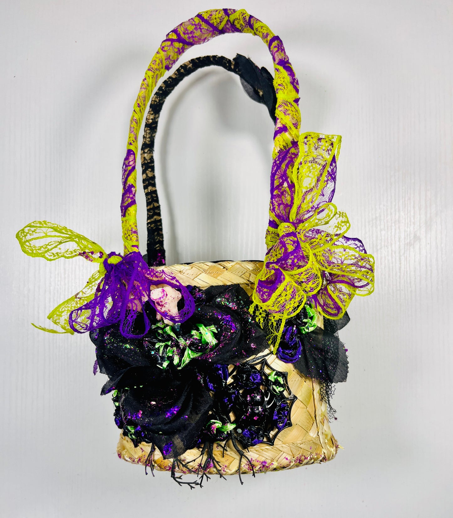 Wednesday Mini Junky Straw Bags